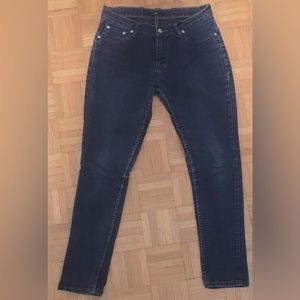 Women’s jeans